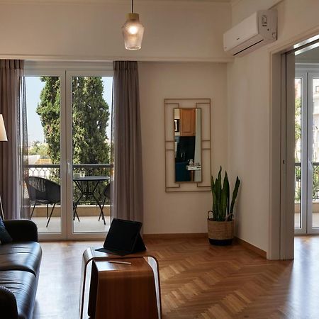 Chic One Bd Apartment With Hilton View Athen Eksteriør billede
